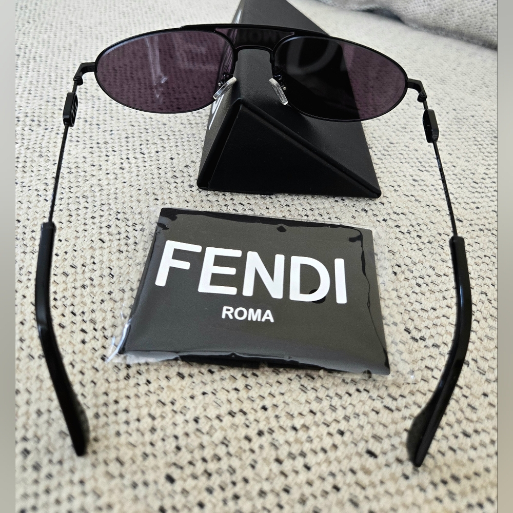 NWT FENDI Black Metal Sunglasses with Dark Oval Lenses - Picture 7 of 14